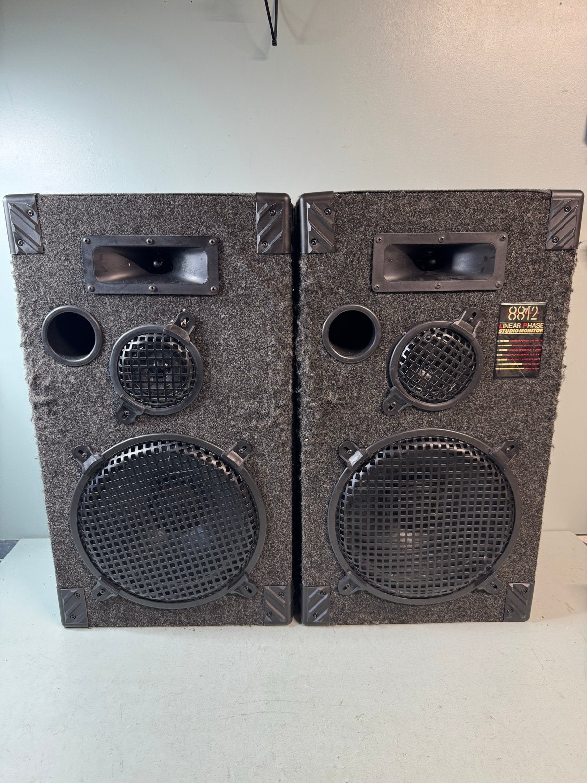 Linear Phase Studio Monitor 8812 - Krachtige 3-weg speakers, Studiomonitor, Gebruikt, ?, Basreflex