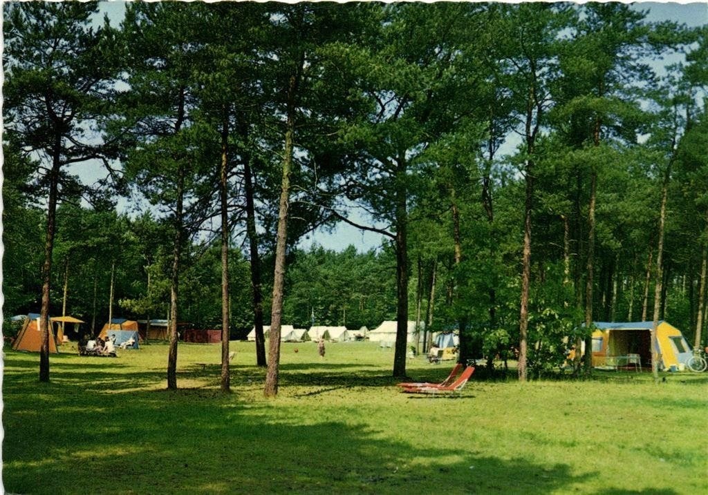 Kampeercentrum Arnhem, Schaarsbergen - volk tenten - 1968 ge, Ophalen of Verzenden, 1960 tot 1980, Gelopen, Gelderland
