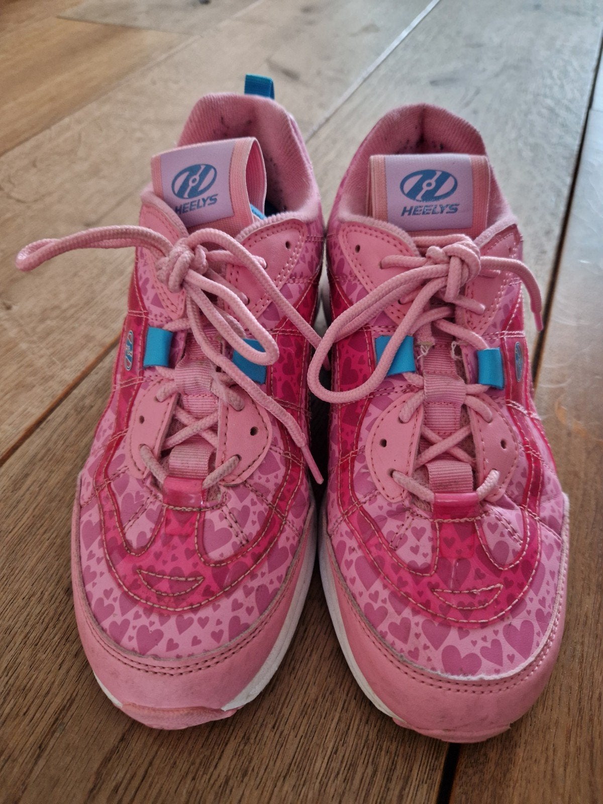 Roze Heelys met hartjes - Maat 39, Ophalen of Verzenden, Gebruikt, Kinderen