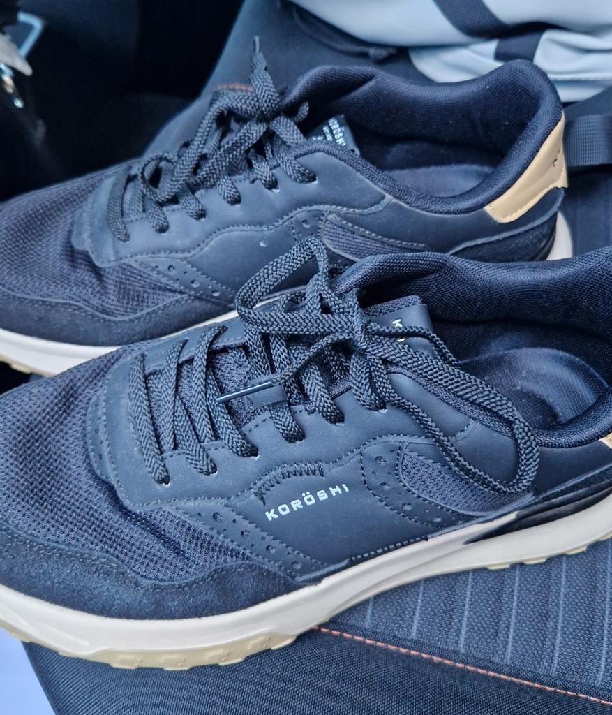 Koröshi sneakers - maat 44, Ophalen, Gedragen, Zwart