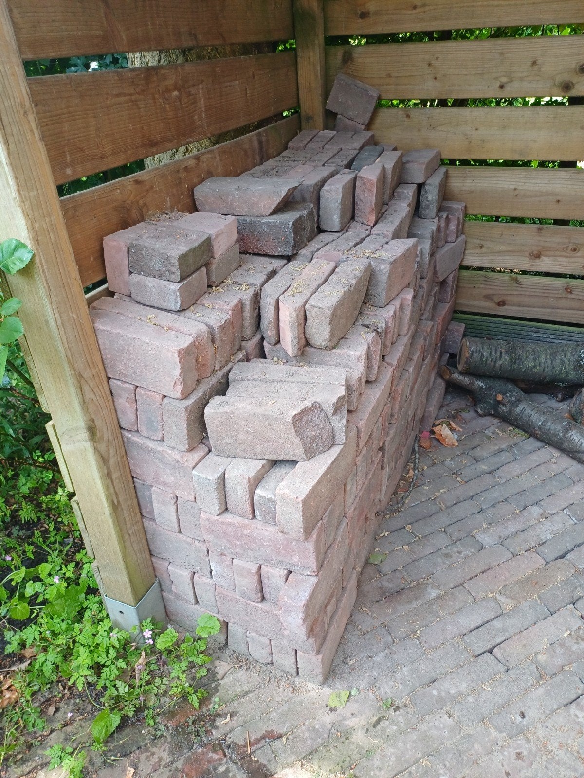 300 waaltjes, Ophalen, Beton, Klinkers