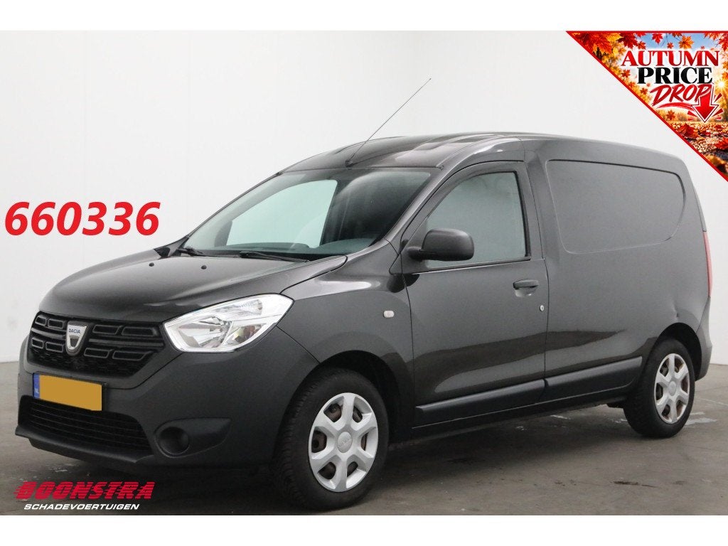 Dacia Dokker 1.5 dCi 90 Essential Airco Bluetooth (bj 2018), Stof, Gebruikt, 4 cilinders, Zwart