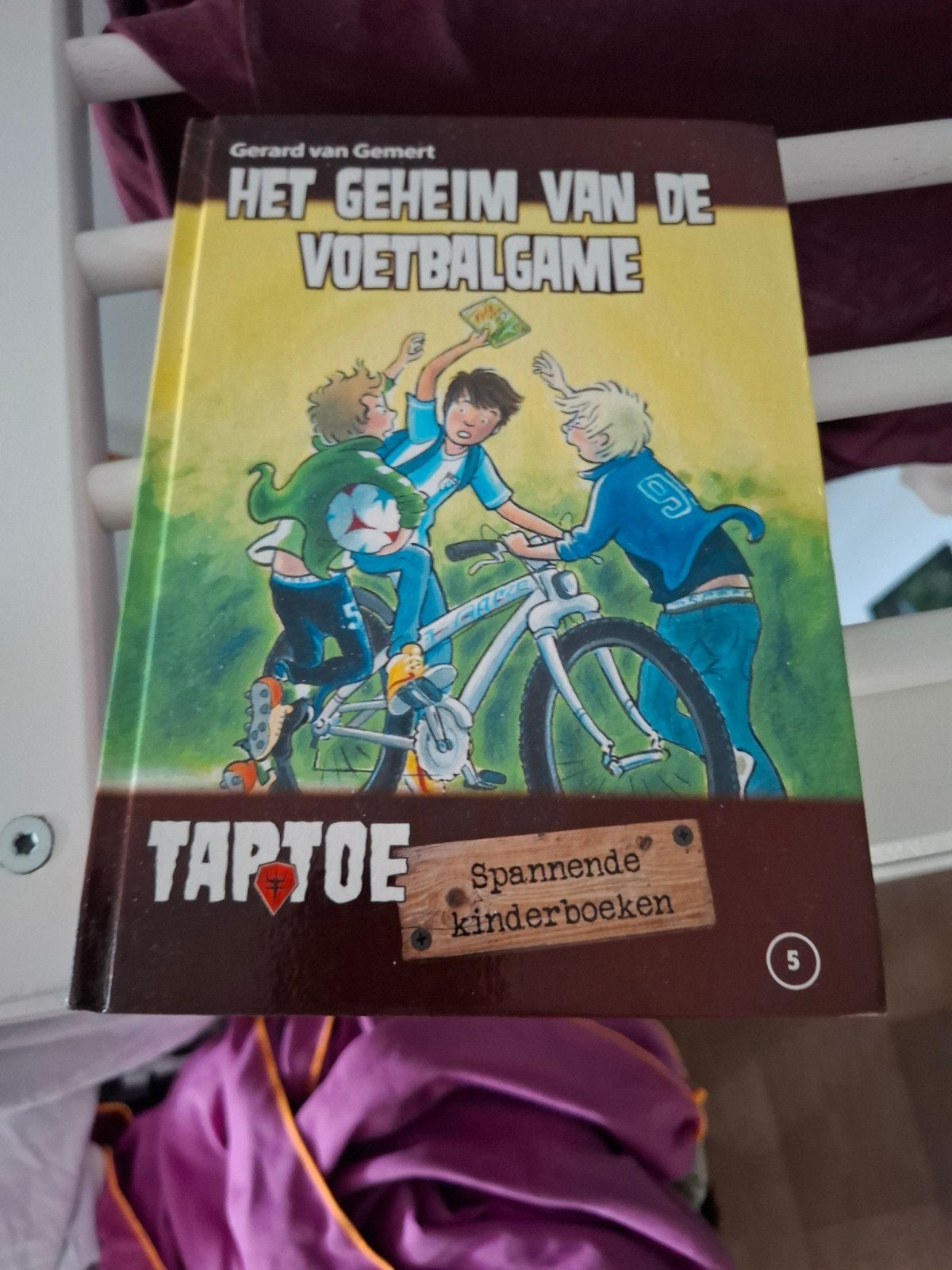 Het Geheim van de Voetbalgame - Gerard van Gemert, Ophalen, Zo goed als nieuw, Gerard van Gemert, Fictie algemeen