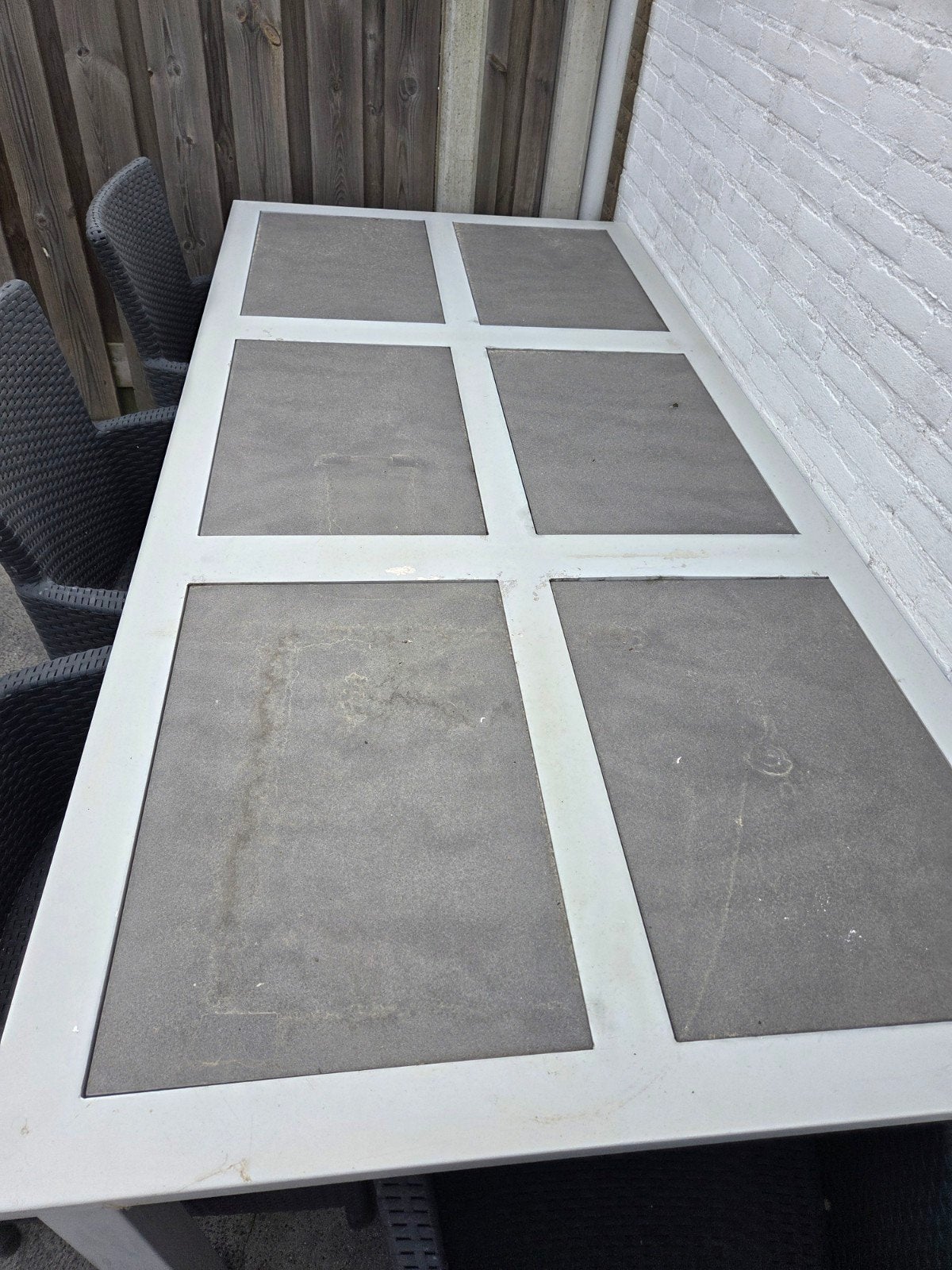 Metalen tafel en 4 stoelen, Ophalen, Hout