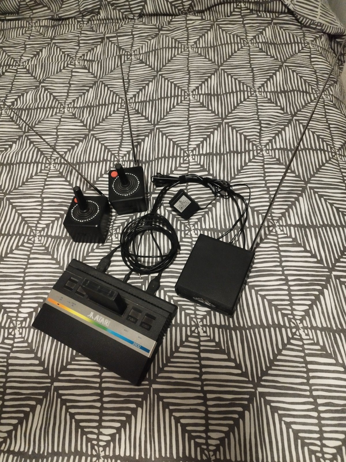atari 2600 orgineel 32 in 1 game draadloze controllers, Ophalen, Gebruikt, Met games, Met 3 controllers of meer