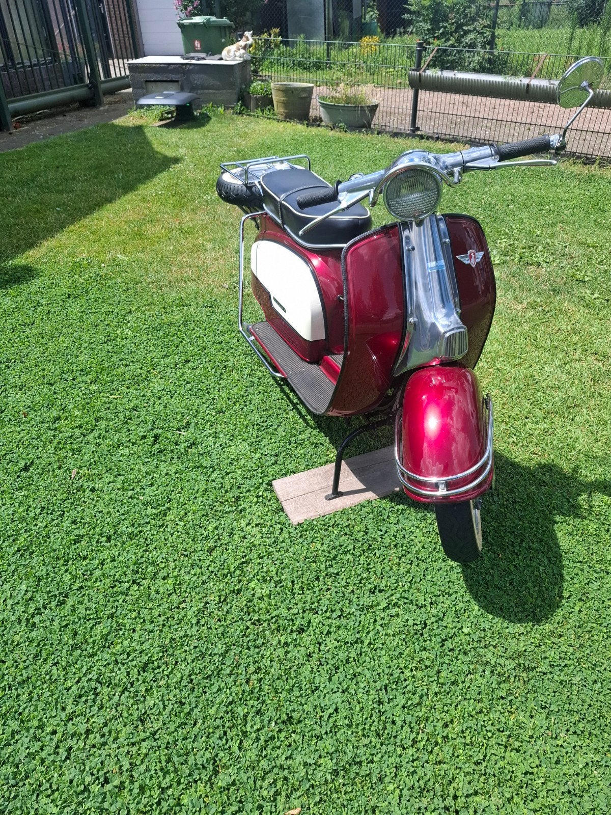 Zundapp Roller - De mooiste van Nederland, loopt 55 km/u, Fietsen en Brommers, Brommers | Oldtimers, Ophalen