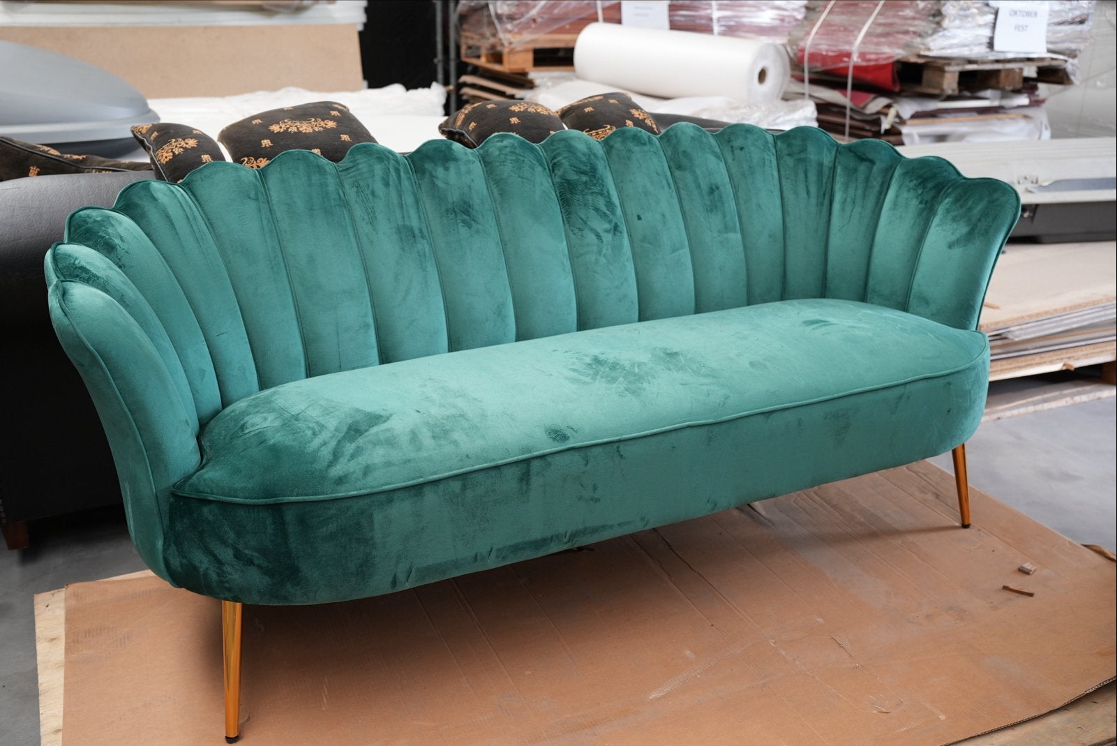 Smaragdgroene velvet bank - schelp design - gouden poten, Ophalen, Zo goed als nieuw, Stof, Modern