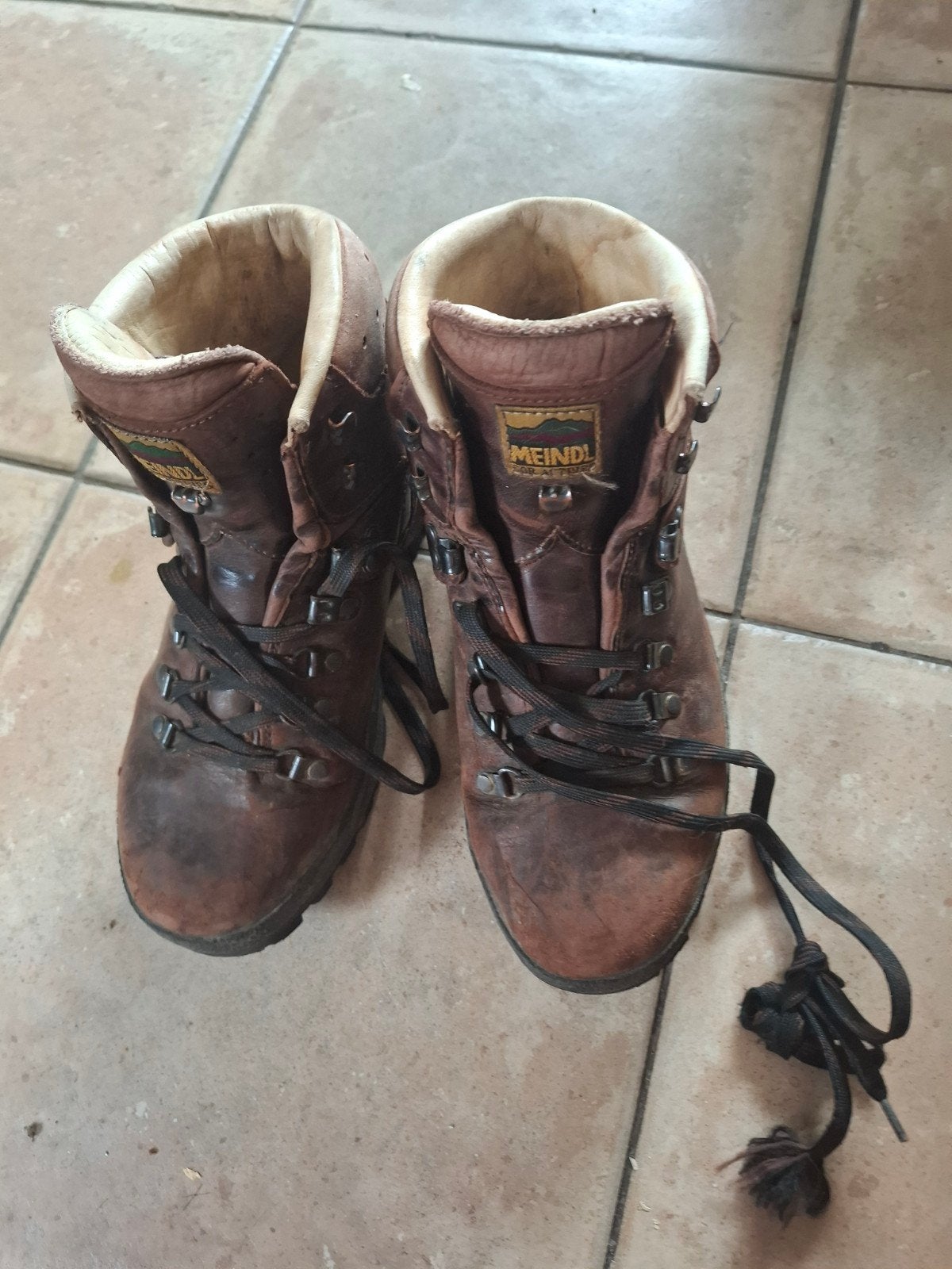 meindl maat 40, valt als 39, Ophalen of Verzenden, Schoenen