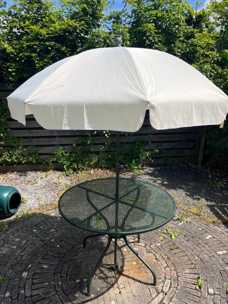 Crèmekleurige stokparasol, Ophalen of Verzenden, Gebruikt, 1 tot 2 meter, Stokparasol