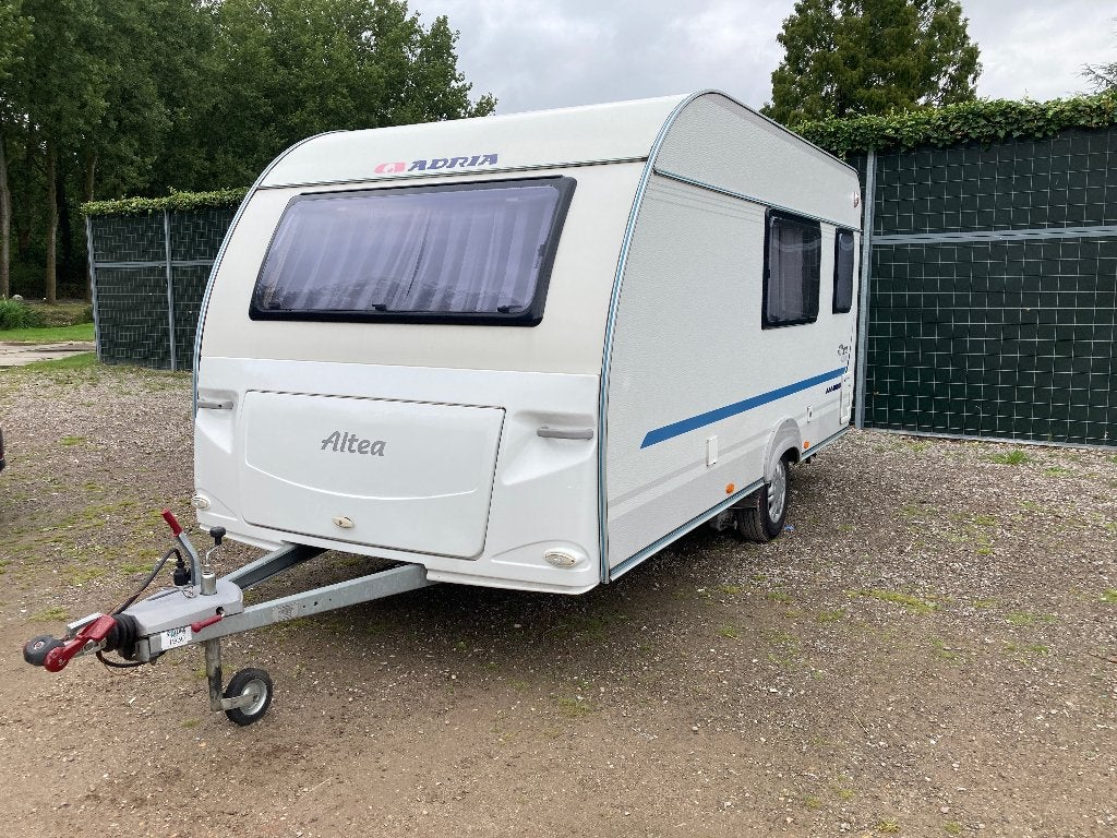 Adria Altea 432 PH (2012) – Complete caravan incl. voortent, Schokbreker, Treinzit, Dwarsbed, Particulier