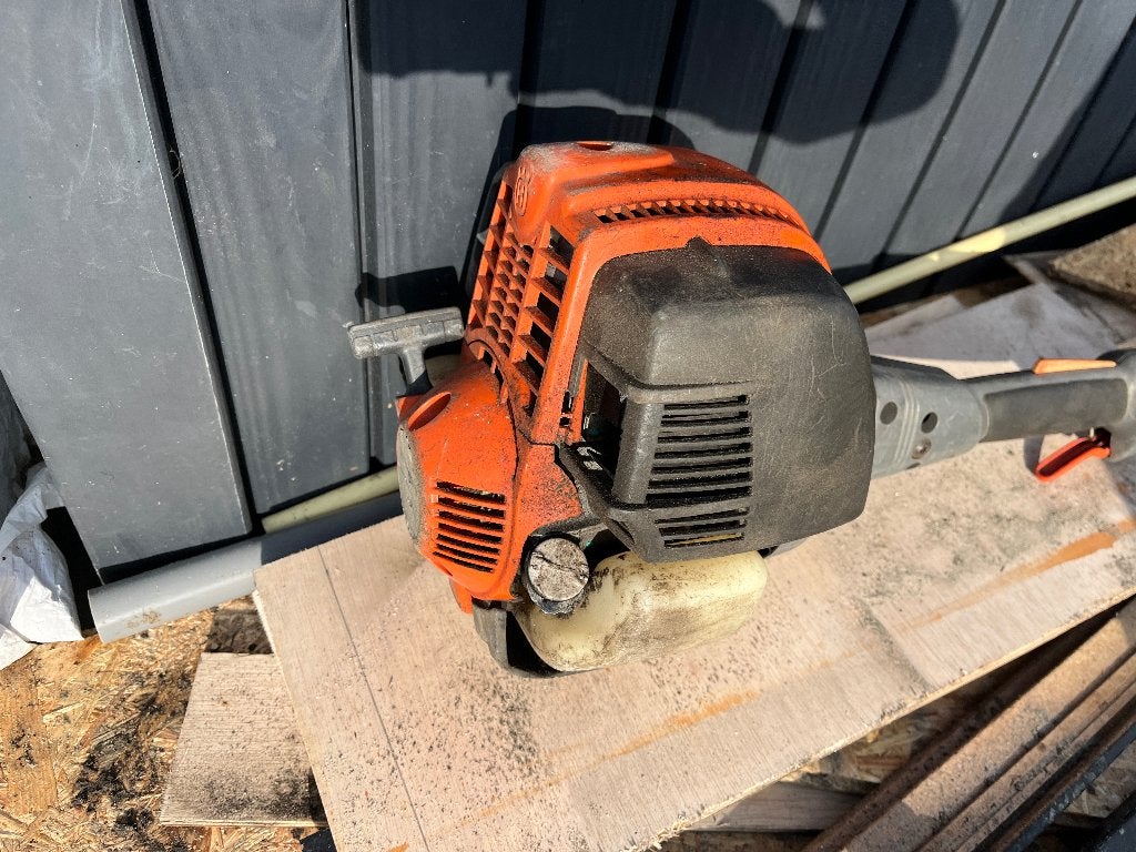 Husqvarna 324LD Bosmaaier, Ophalen, Benzine, Gebruikt, Husquarna