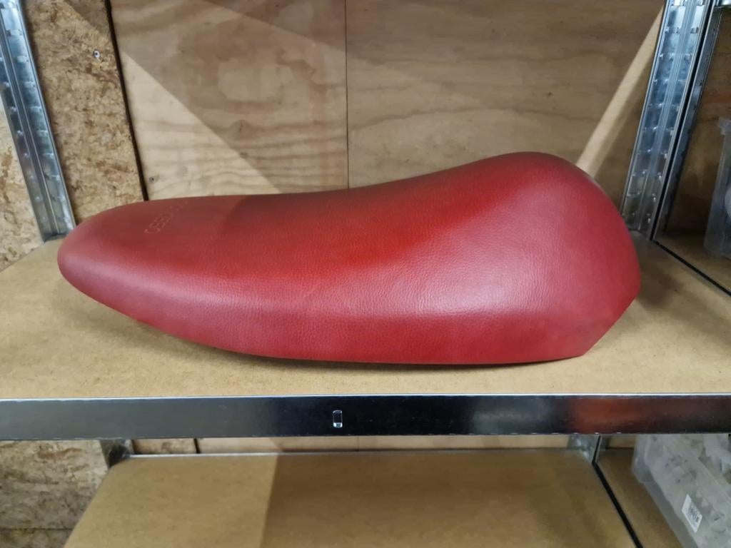 Monasso grace zadel rood  nieuw, Monasso, ., Nieuw, Ophalen of Verzenden