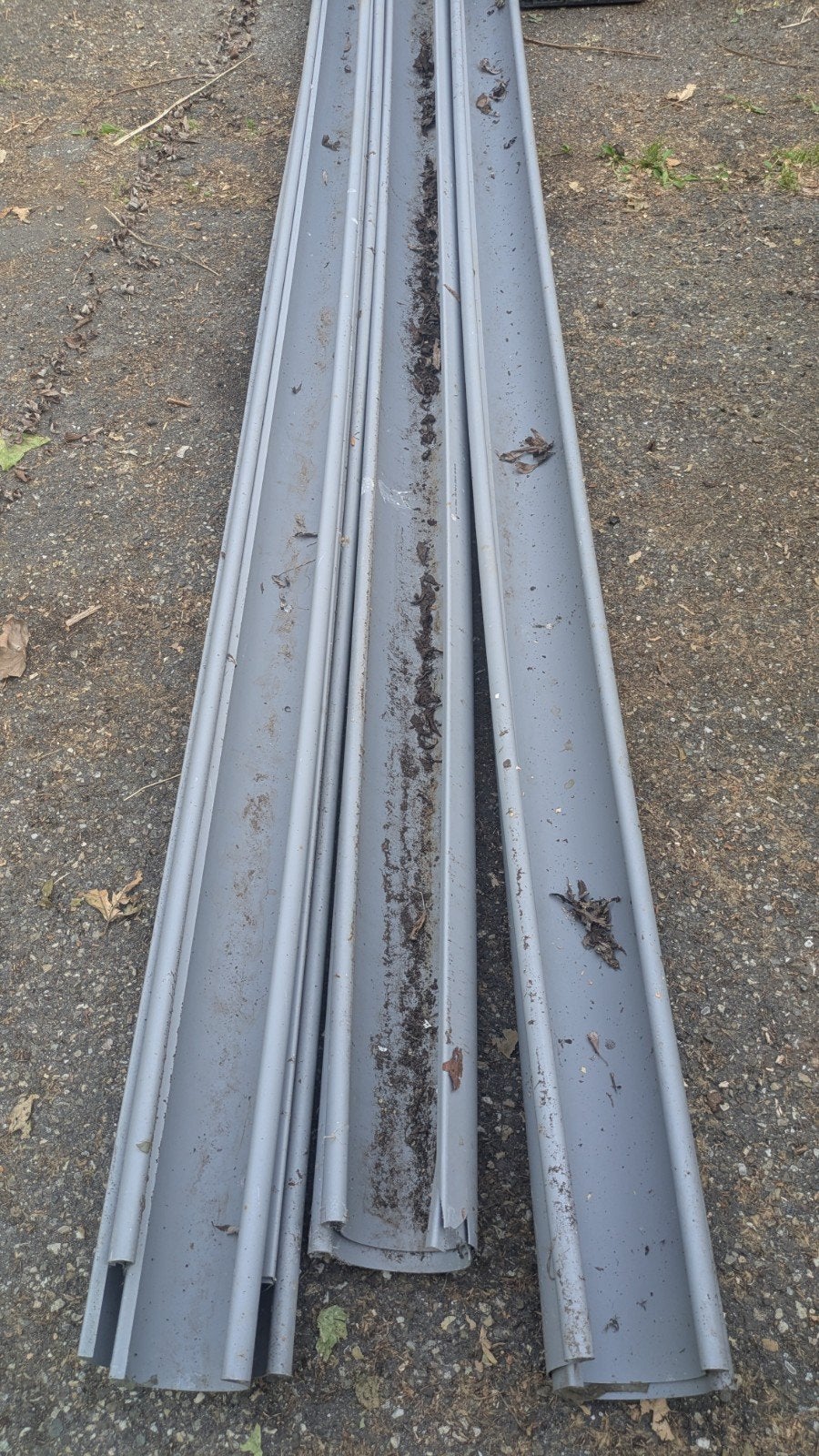 PVC Dakgoten en Bochten - Gebruikt - 24 meter, Doe-het-zelf en Verbouw, Buizen en Afvoer, Ophalen, Gebruikt, Pvc, 4 tot 6 meter