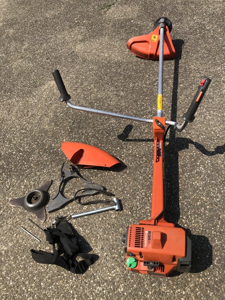 Bosmaaier Husqvarna 235R, Ophalen, Gebruikt, Benzine, Husqvarna