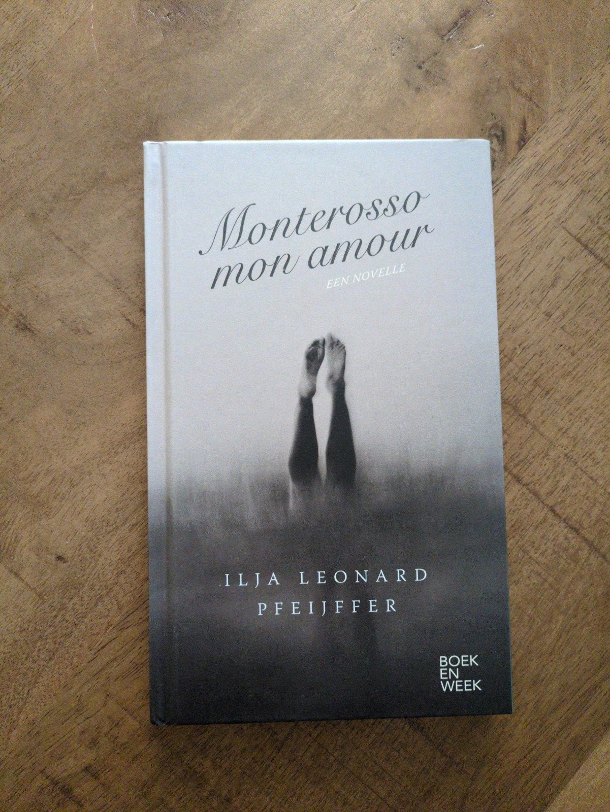 Monterosso mon amour - Ilja Leonard Pfeijffer, Ophalen of Verzenden, Zo goed als nieuw, Ilja Leonard Pfeijffer, Nederland