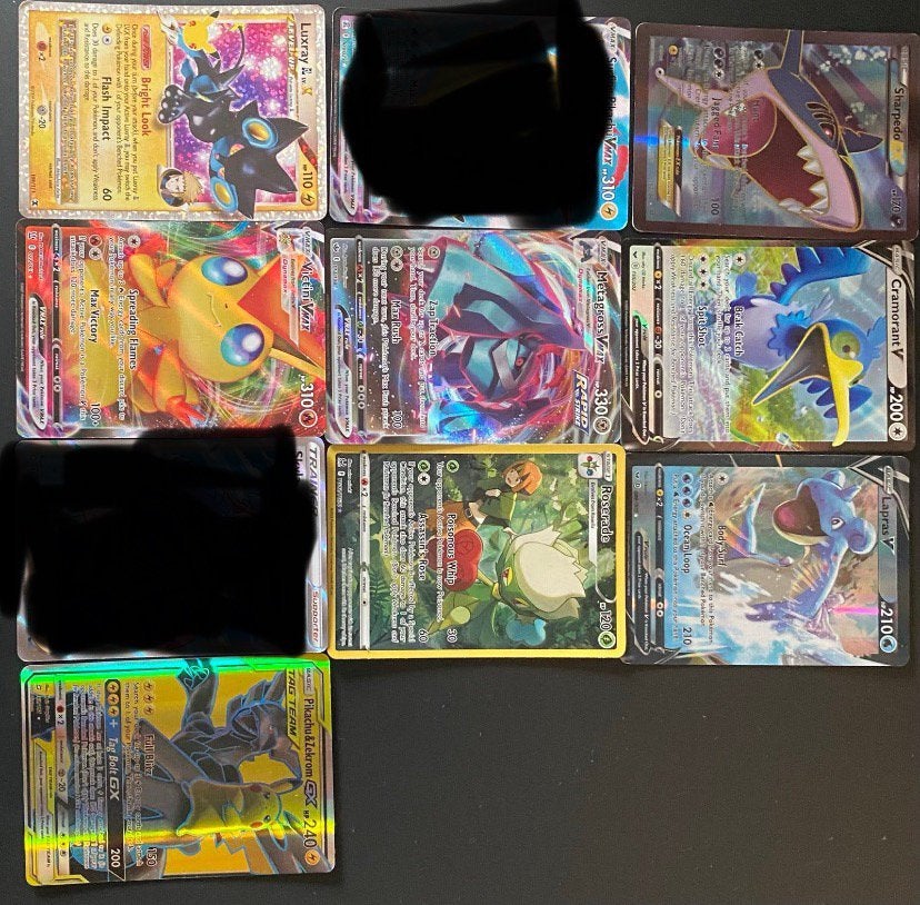 Pokémon Kaarten Collectie - VMAX, V, GX en Trainer Kaarten, Hobby en Vrije tijd, Ophalen of Verzenden, Zo goed als nieuw