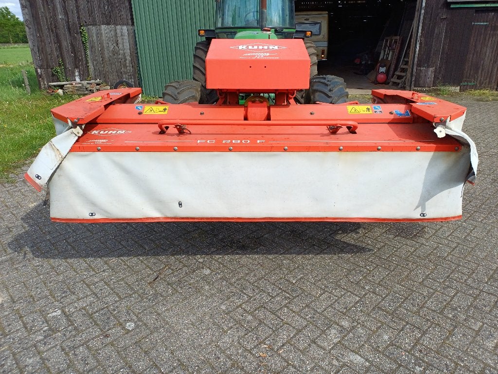 Kuhn frontmaaier FC280F, Ophalen, Akkerbouw, Oogstmachine