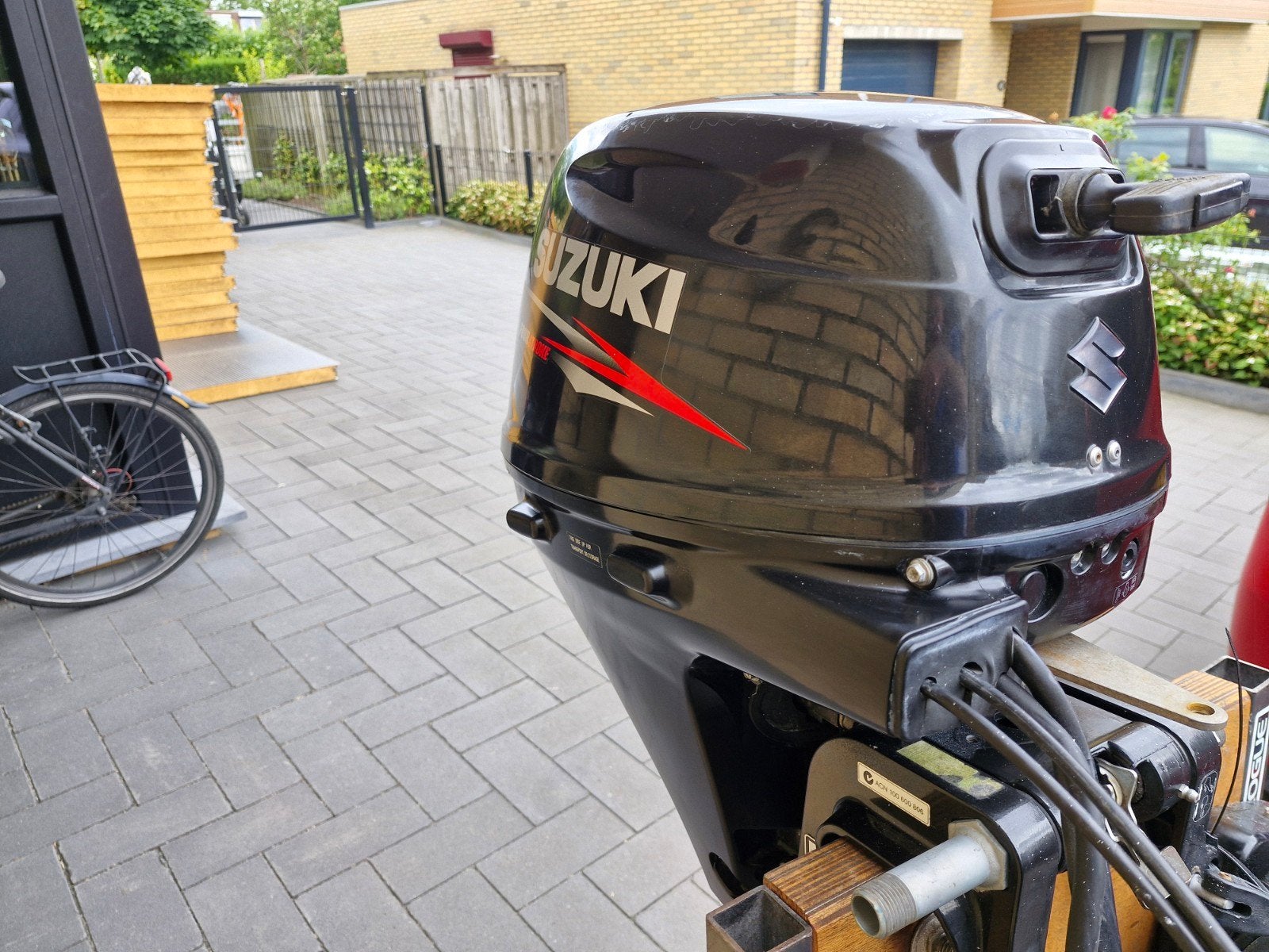 Suzuki 20 pk DF20ARL langstaart electrisch gestart, Ophalen, 5 tot 10 pk, Zo goed als nieuw, Viertaktmotor