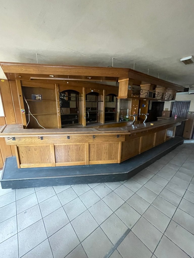 Houten bar, Ophalen, Gebruikt