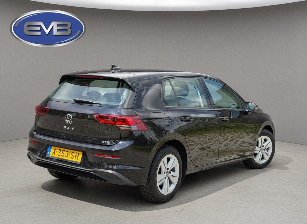 Volkswagen Golf 1.0 eTSI AUTOMAAT Life, achteruitrijcamera,, Auto's, Gebruikt, Euro 6, Origineel Nederlands, Bedrijf