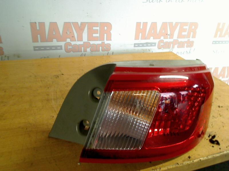 Achterlicht Rechts Mitsubishi Colt CZC (2006-05/2009-07), Gebruikt, Info@mitsubishi-motors.de, Mitsubishi, Emil-Frey-Straße 2, Friedberg 61169, , Duitsland