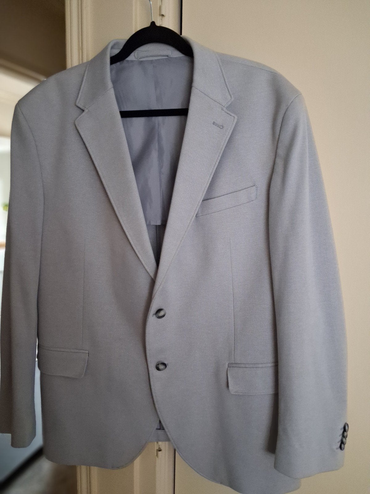 Mooie licht grijze colbert maat 28, Kleding | Heren, Kostuums en Colberts, Maat 52/54 (L), Onbekend, Ophalen of Verzenden, Zo goed als nieuw