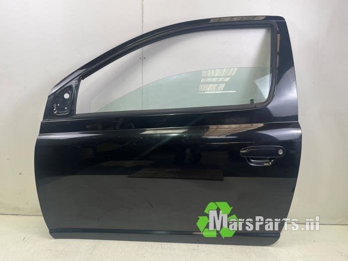 Portier 2Deurs links van een Toyota Yaris, Auto-onderdelen, Gebruikt, -, Deur, -