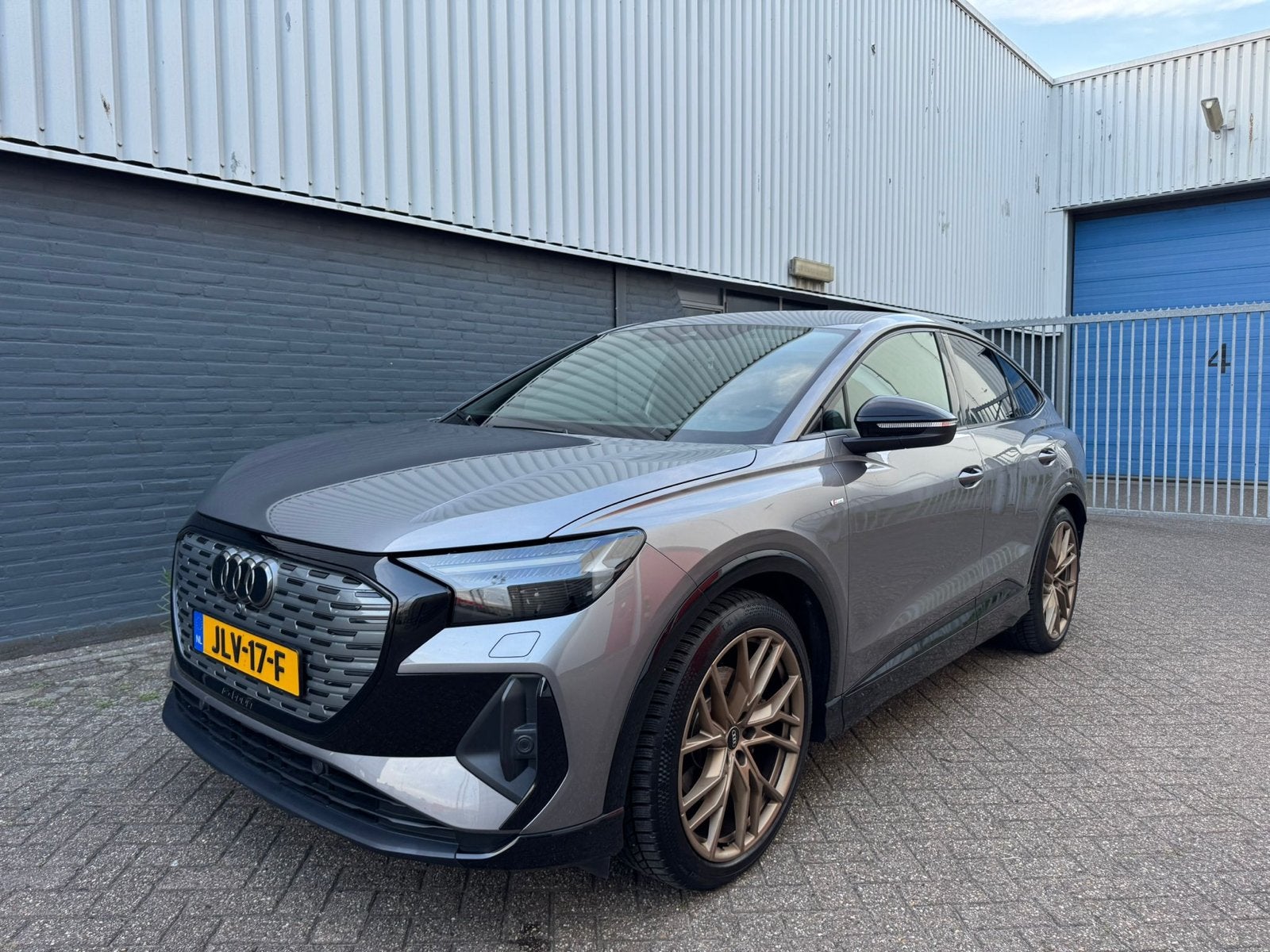Audi Q4 e-tron 35 E-tron 52kWh 170pk 2022 Grijs, Auto's, Audi, Automaat, Achterwielaandrijving, 510 min, 95 pk