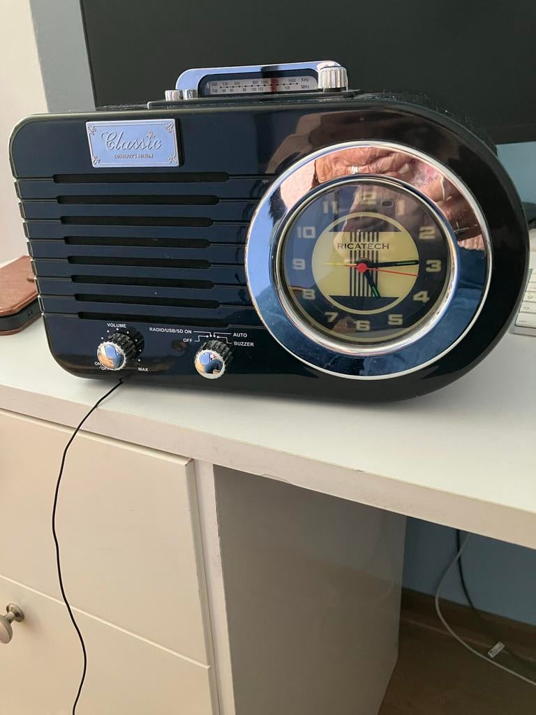 Ricatech PR220 Classic Clock Radio - Werkt perfect!, Ophalen of Verzenden, Zo goed als nieuw