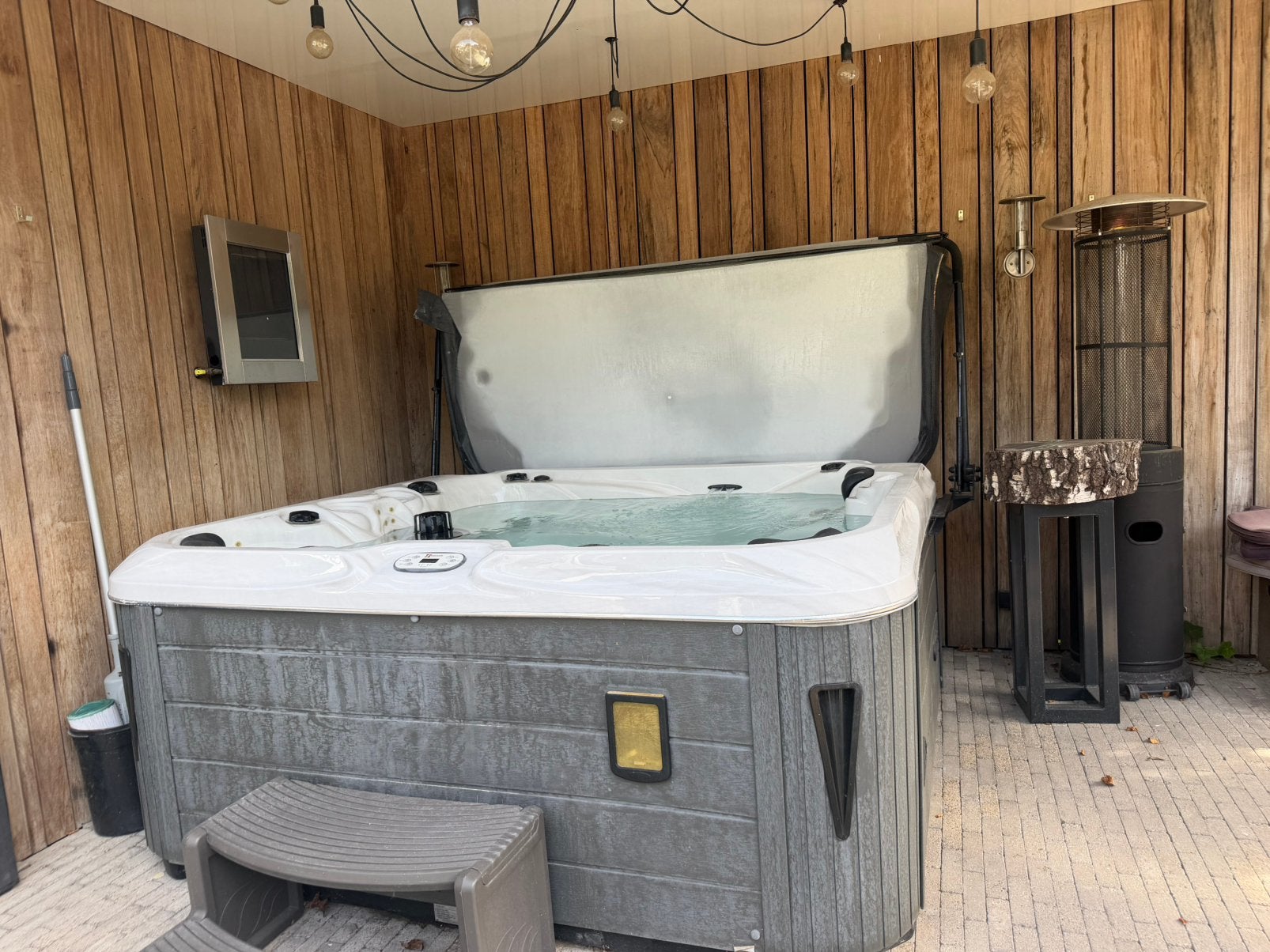 Passion Spas Pleasure Jacuzzi Incl. Nieuw Zeil, Cover & Trap, Ophalen, Gebruikt