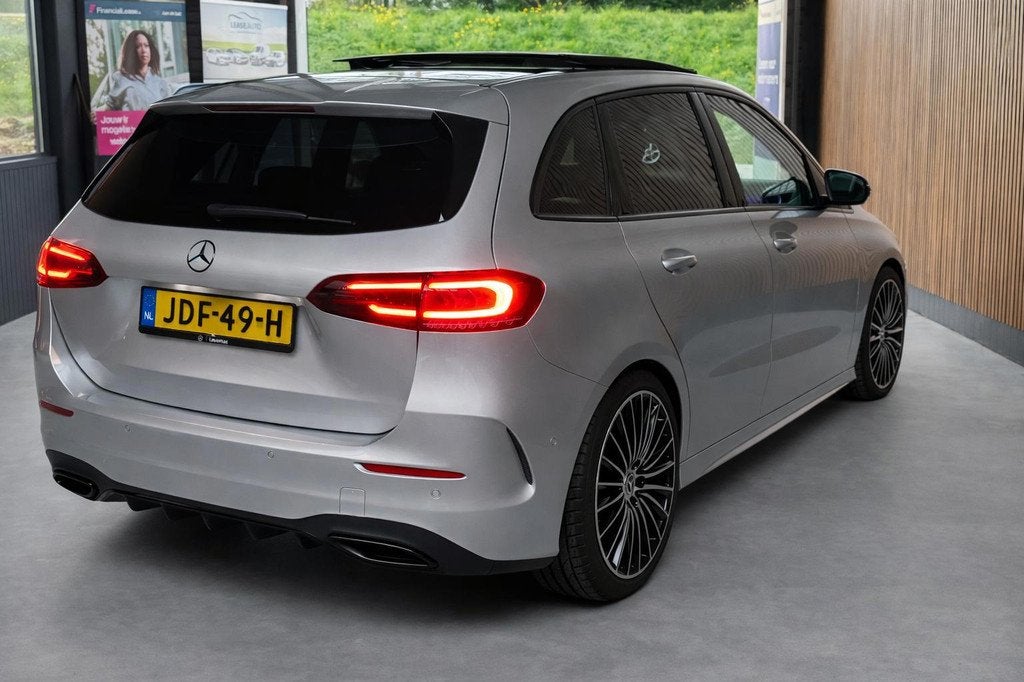 Mercedes-Benz B-klasse 220 4MATIC AMG PANO 360 CAMERA MEMORY, Bedrijf, Vierwielaandrijving, Zilver of Grijs, Lease