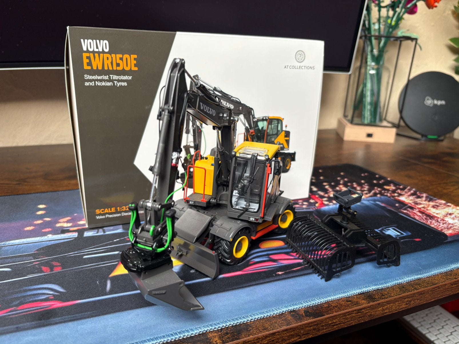 Volvo EWR150E 1:32 verbouwd, Ophalen of Verzenden, Nieuw, Tractor of Landbouw, Overige merken