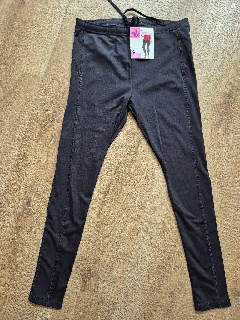 Te Koop 2 hardloopbroeken nieuwe (John Cabot)+gedragen, Zwart, Maat 42/44 (L), Nieuw, Ophalen of Verzenden