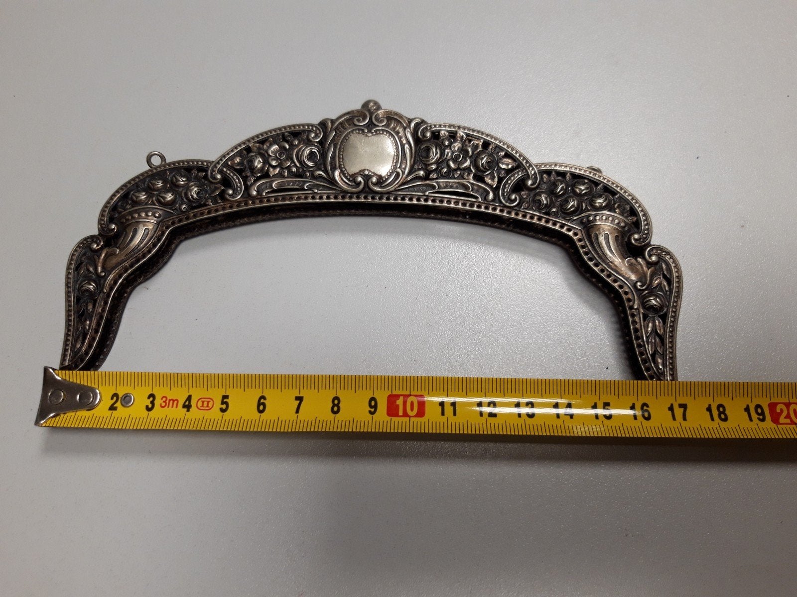 Antieke zilverkleurig beursbeugel., Antiek en Kunst, Ophalen of Verzenden