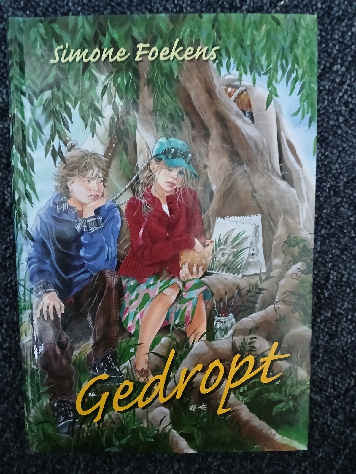 Gedropt, Simone Foekens, Ophalen of Verzenden, Zo goed als nieuw, Simone Foekens