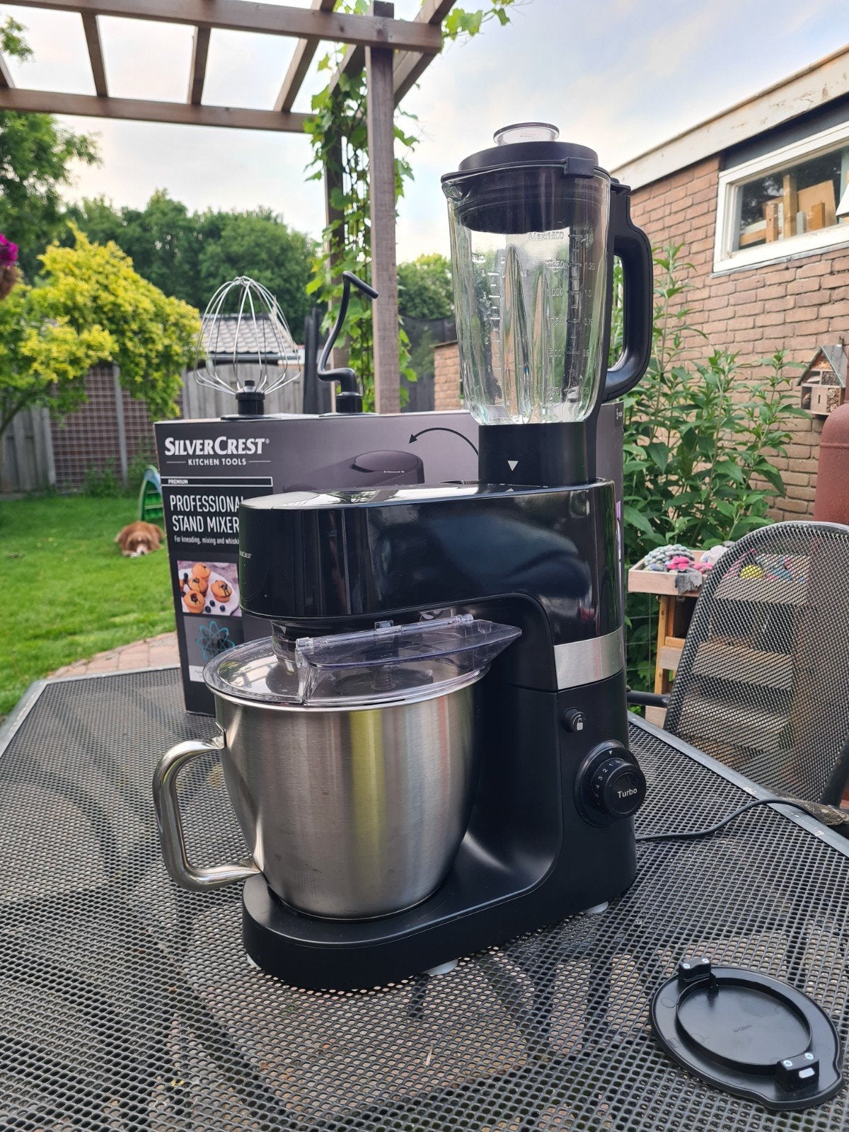 SilverCrest Professionele Keukenmachine met Blender, Witgoed en Apparatuur, Keukenmixers, Zo goed als nieuw, 4 liter of meer, 3 snelheden of meer