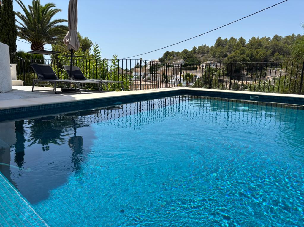 Overwinteren aan de Costa Blanca –Casa Pura Vida in Benissa, Costa Blanca, Aan zee, Eigenaar, 6 personen