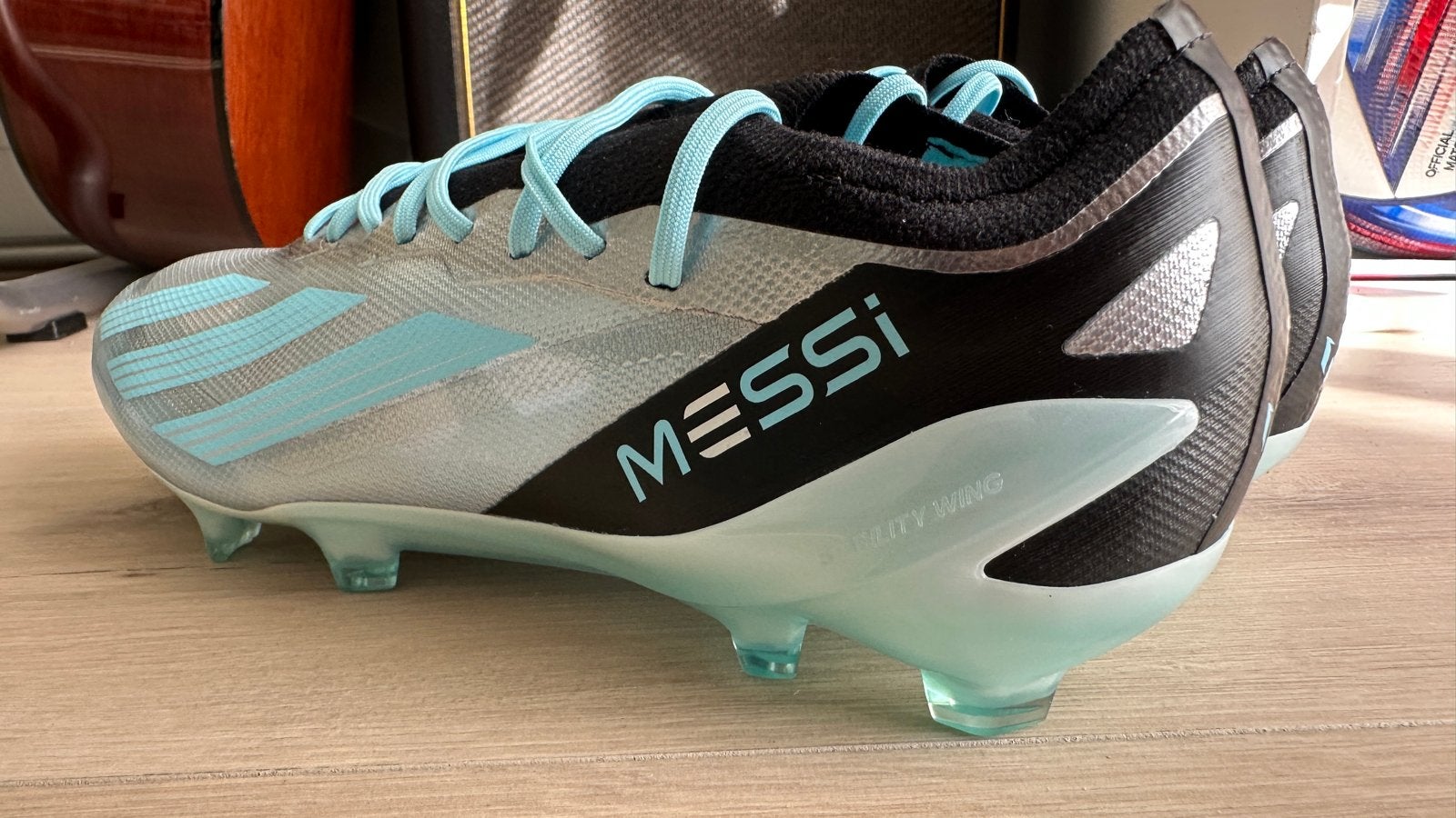 Nieuwe adidas Messi Crazyfast voetbalschoenen met doos, Sport en Fitness, Voetbal, Ophalen of Verzenden, Nieuw, Schoenen