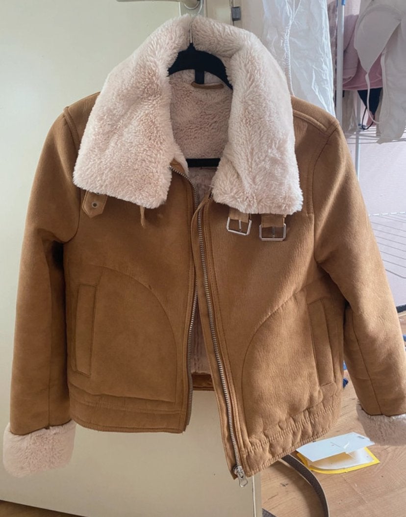 Bruine suède look jas met teddy voering, Kleding | Dames, Jassen | Winter, Zo goed als nieuw, Maat 36 (S), Bruin, Ophalen of Verzenden