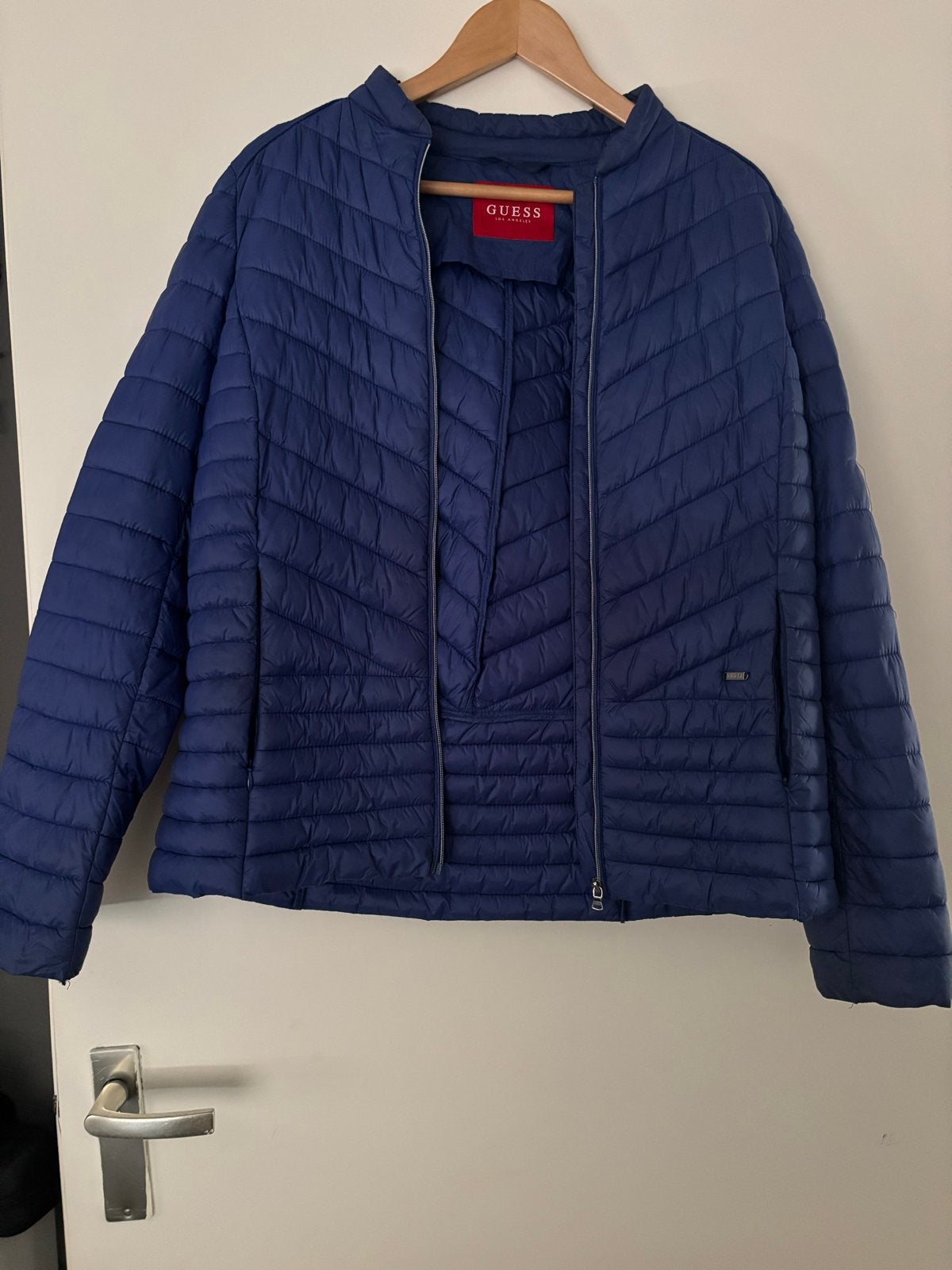 Guess gewatteerde jas - Maat M, Ophalen of Verzenden, Zo goed als nieuw, Maat 38/40 (M), Blauw