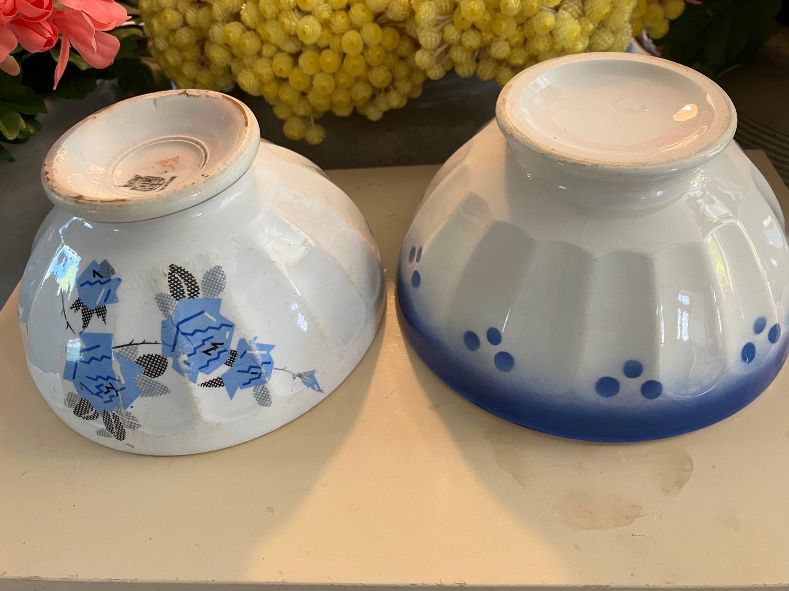 2 mooie oude spoelkommen uit Frankrijk, Ophalen of Verzenden