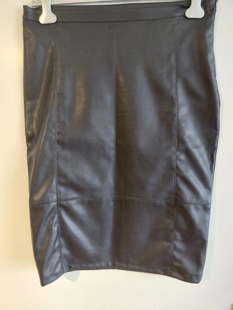 Rok mt L zwart, Kleding | Dames, Rokken, Zwart, Maat 42/44 (L), Ophalen of Verzenden, Zo goed als nieuw
