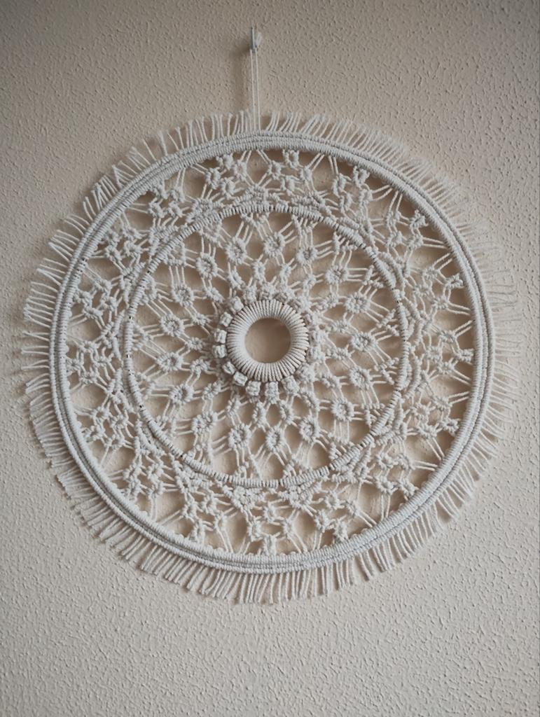 Handgemaakte macramé mandala. Sisters Forever., Ophalen of Verzenden, Nieuw