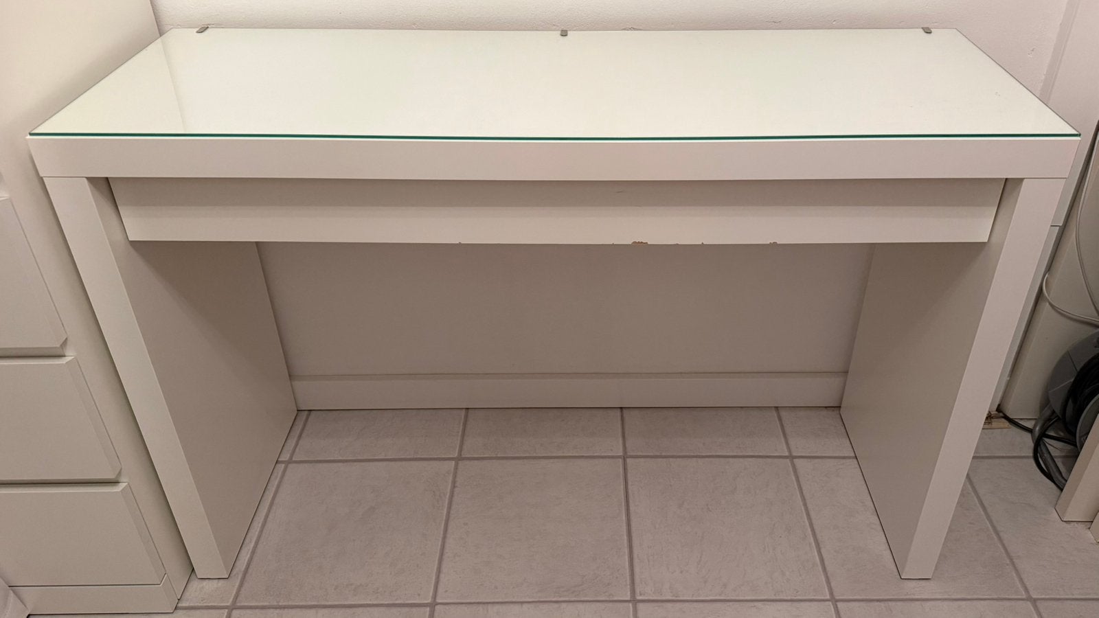 Kaptafel met glasplaat, Ophalen of Verzenden, Zo goed als nieuw