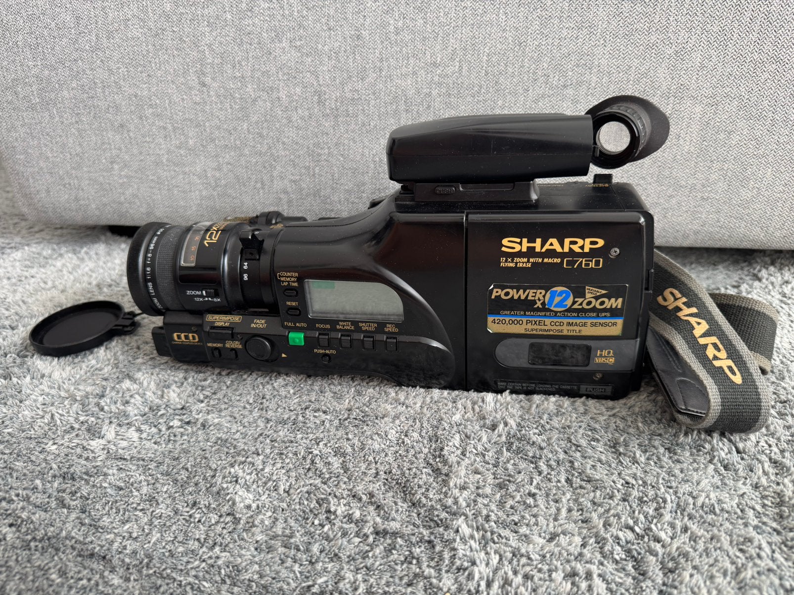 Vintage Sharp VL-C760 VHS-C Camcorder –Ideaal als Decoratie, Ophalen of Verzenden, VHS-C of SVHS-C, Camera
