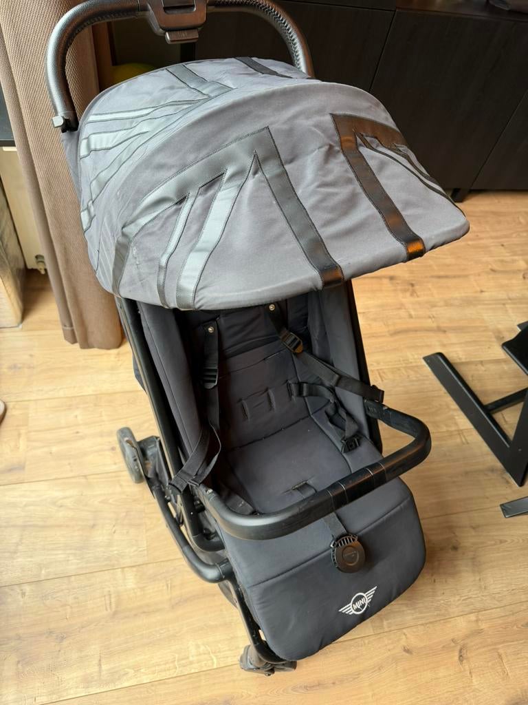 Easy walker x Mini cooper buggy, Kinderen en Baby's, Ophalen of Verzenden, Gebruikt, Overige merken, Verstelbare rugleuning