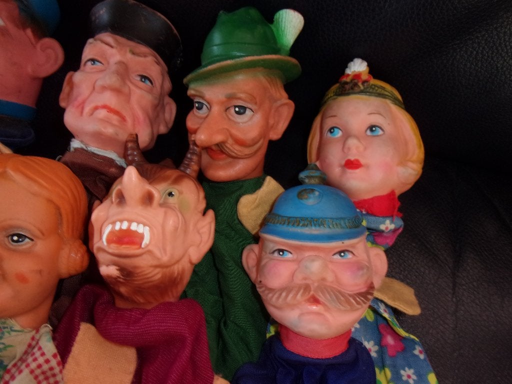 8 Oude POPPENKASTPOPPEN (B), Ophalen of Verzenden