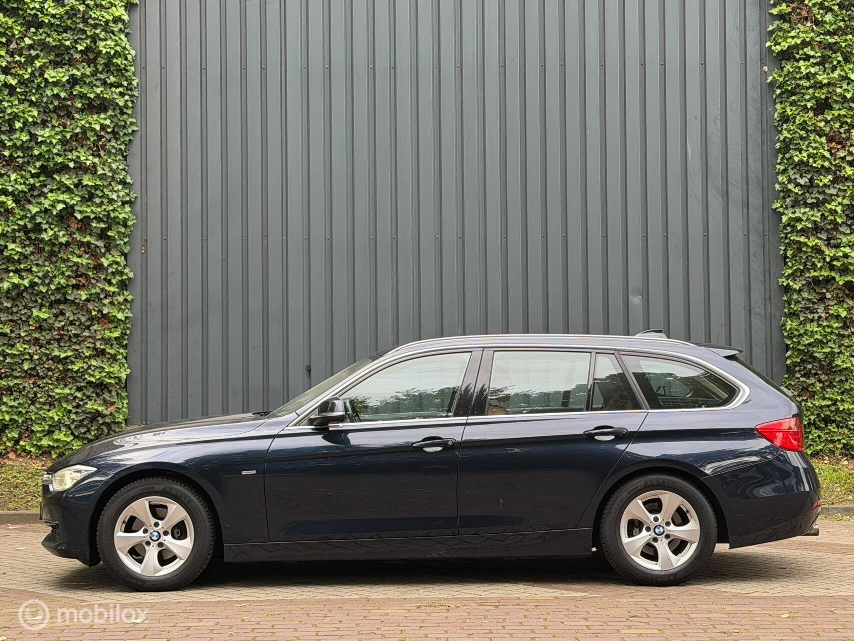 BMW 3-serie Touring 320d Automaat|Stoelverw|Vol Leer|Cruise, Auto's, Automaat, Achterwielaandrijving, 4 cilinders, Blauw
