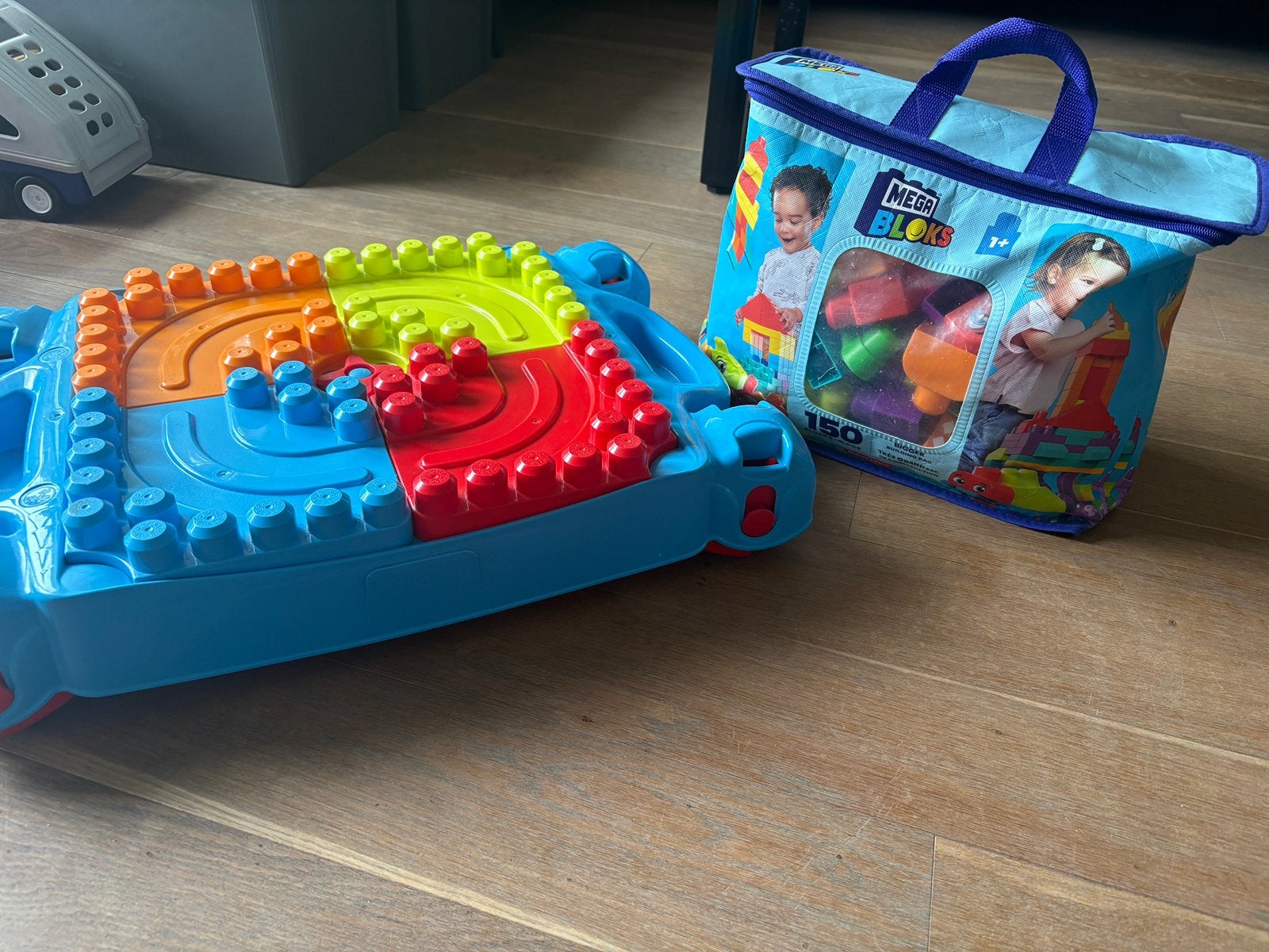 Fisher-Price Mega Bloks Tafel & extra tas met blokjes, Kinderen en Baby's, Speelgoed | Bouwstenen, Ophalen, Megabloks