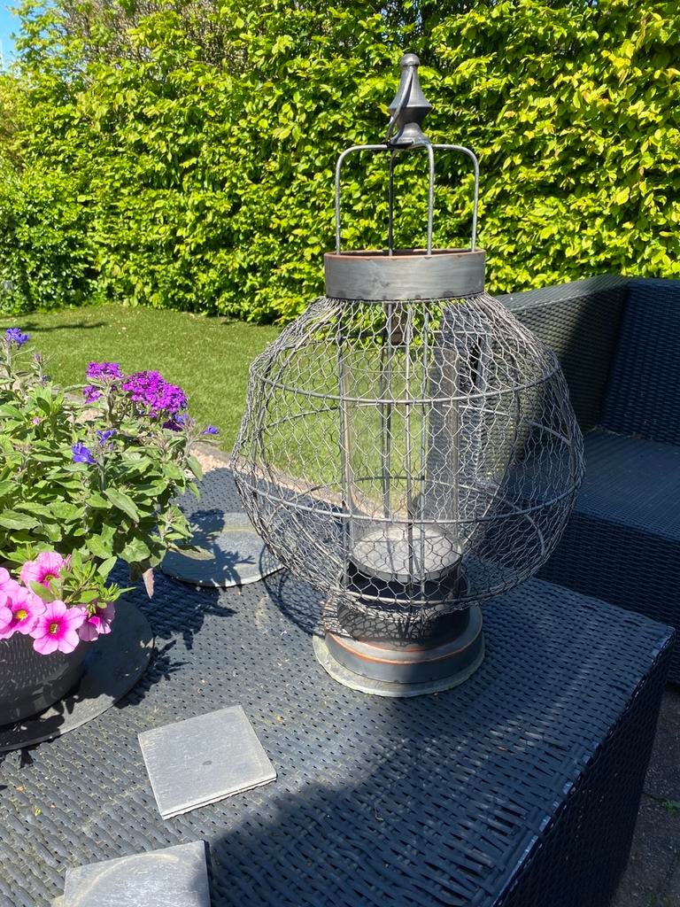 Lantaarn metal/glas, Huis en Inrichting, Woonaccessoires | Kandelaars en Kaarsen, Ophalen, Zo goed als nieuw, Metaal